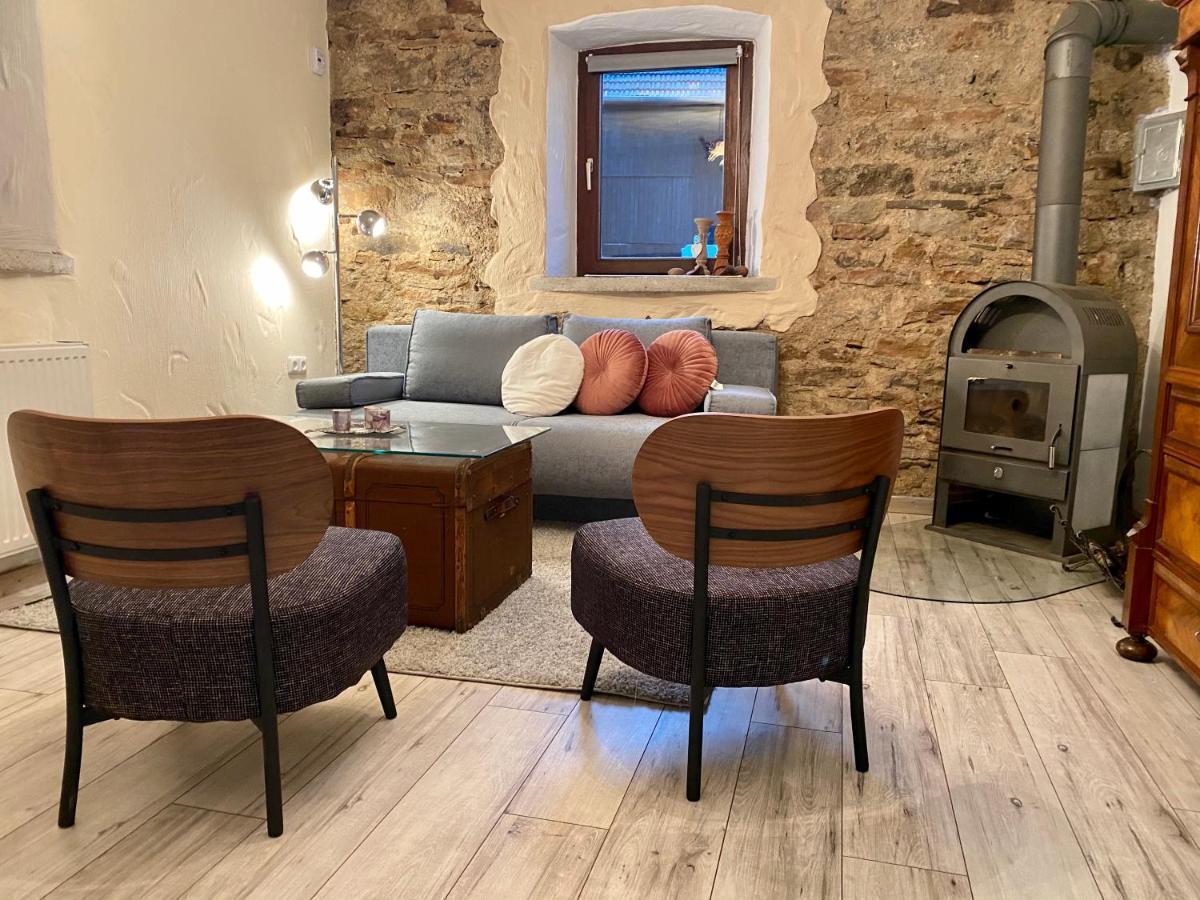 Eifelstein, Apartment Mit Whirlpool Und Ofen Dahlem  Екстериор снимка