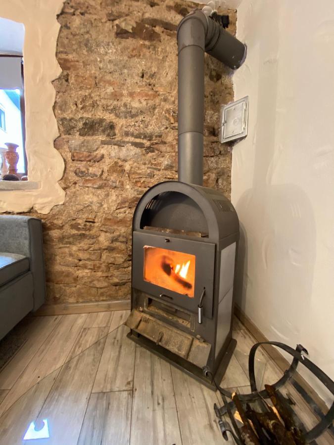 Eifelstein, Apartment Mit Whirlpool Und Ofen Dahlem  Екстериор снимка